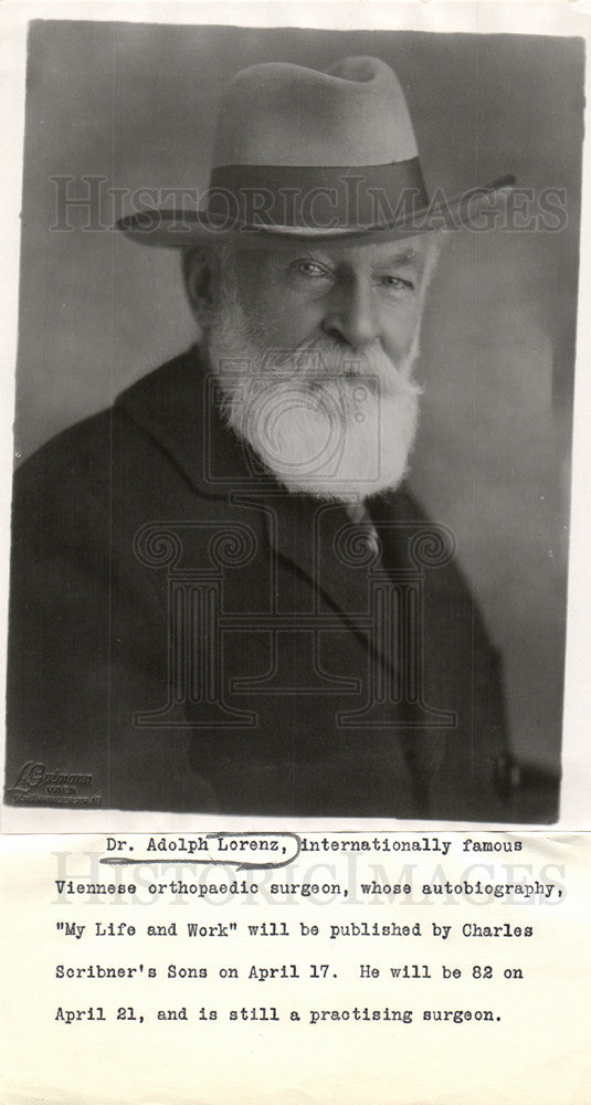 1936 Press Photo Dr. Adolph Lorenz Vienna Surgeon Book - Historic Images