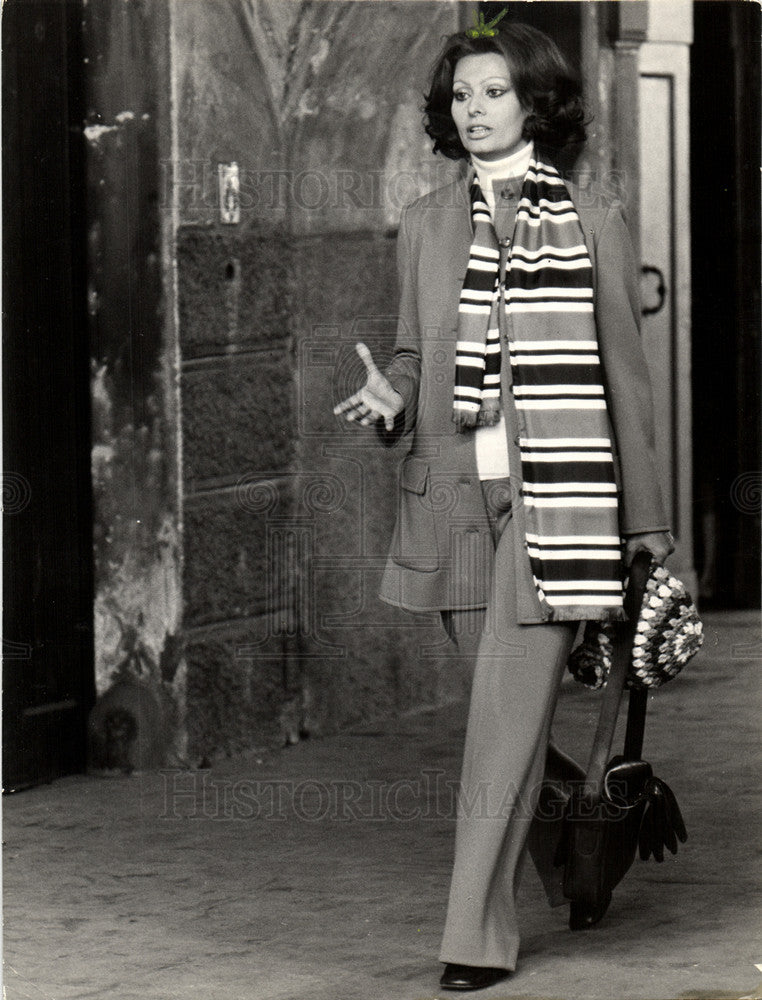 Press Photo Sophia Loren Italian actress 2 - Historic Images