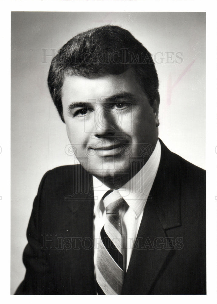 1987 Press Photo John Lore MET St. Clair Health Corp. - Historic Images