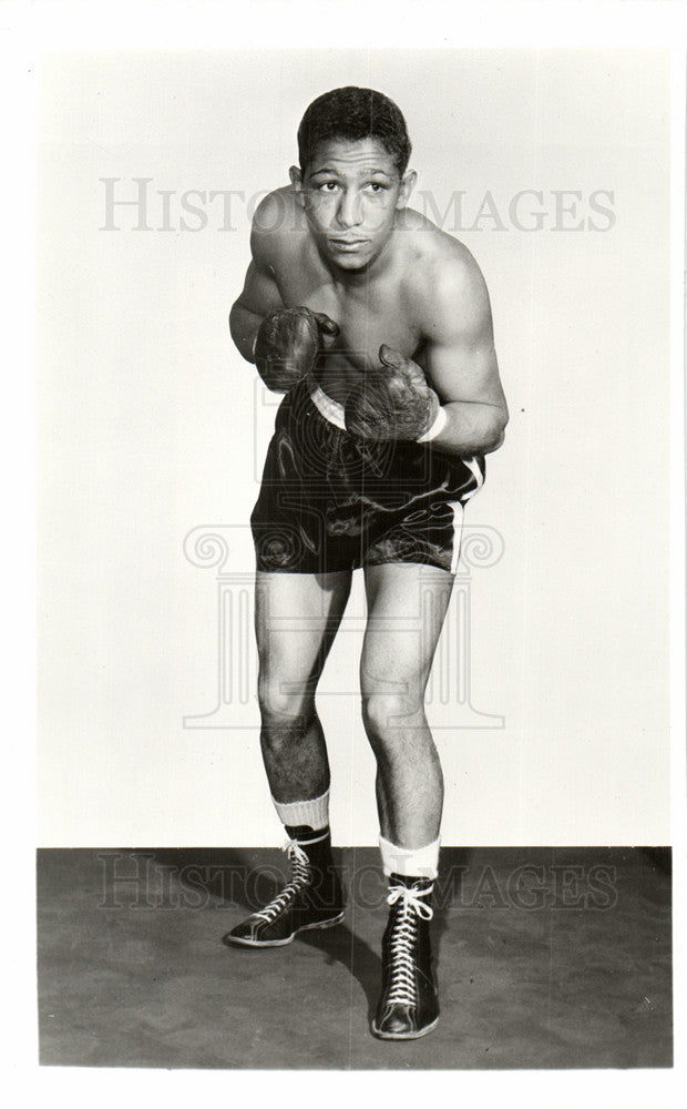 1957 Press Photo Joey Lopes Boxer New Orleans Fight - Historic Images