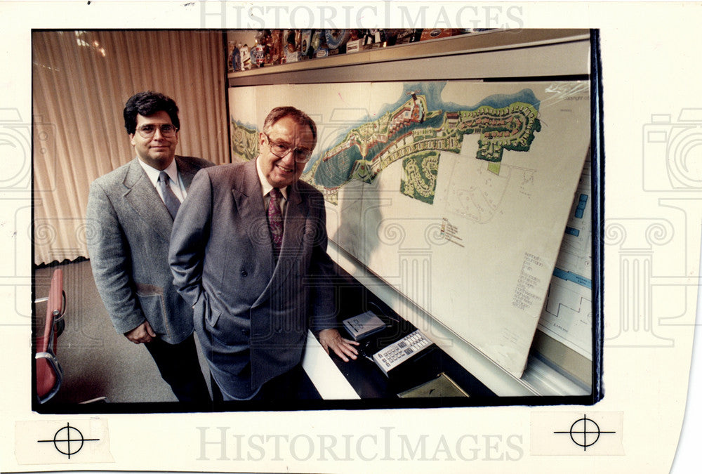 1988 Press Photo Norman LoPatin Lawyer real estate - Historic Images