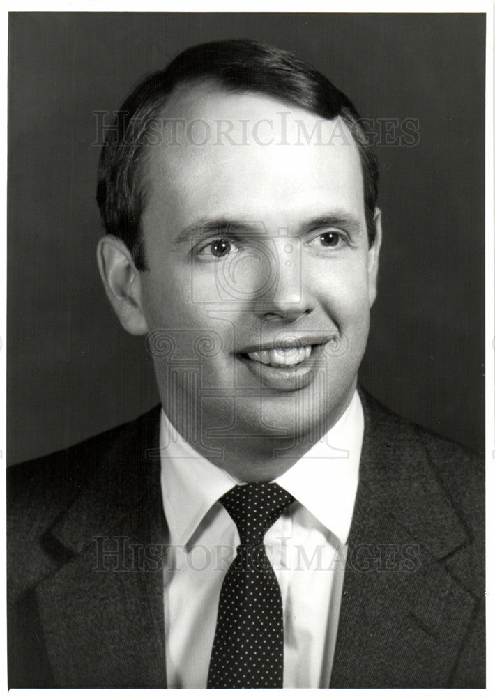 Press Photo Robert Longwell GM Capital Cities WJR - Historic Images