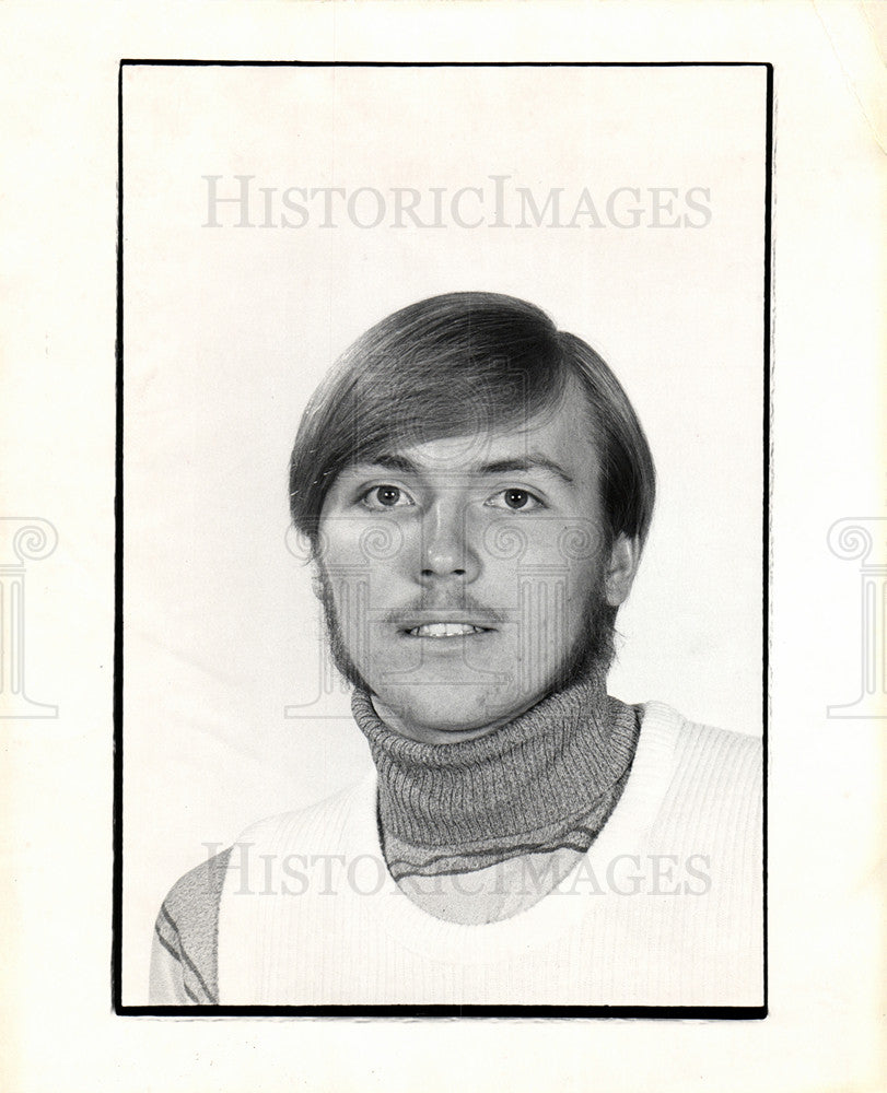 Press Photo Wayne Long, Utica-Ford,Henry Ford High - Historic Images