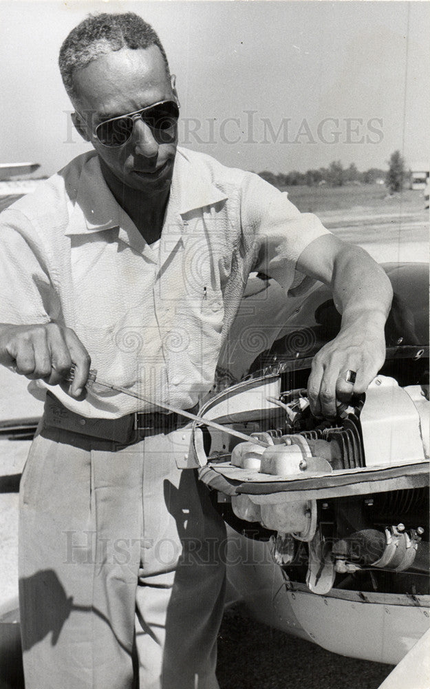 1955 Press Photo aircraft association tools - Historic Images