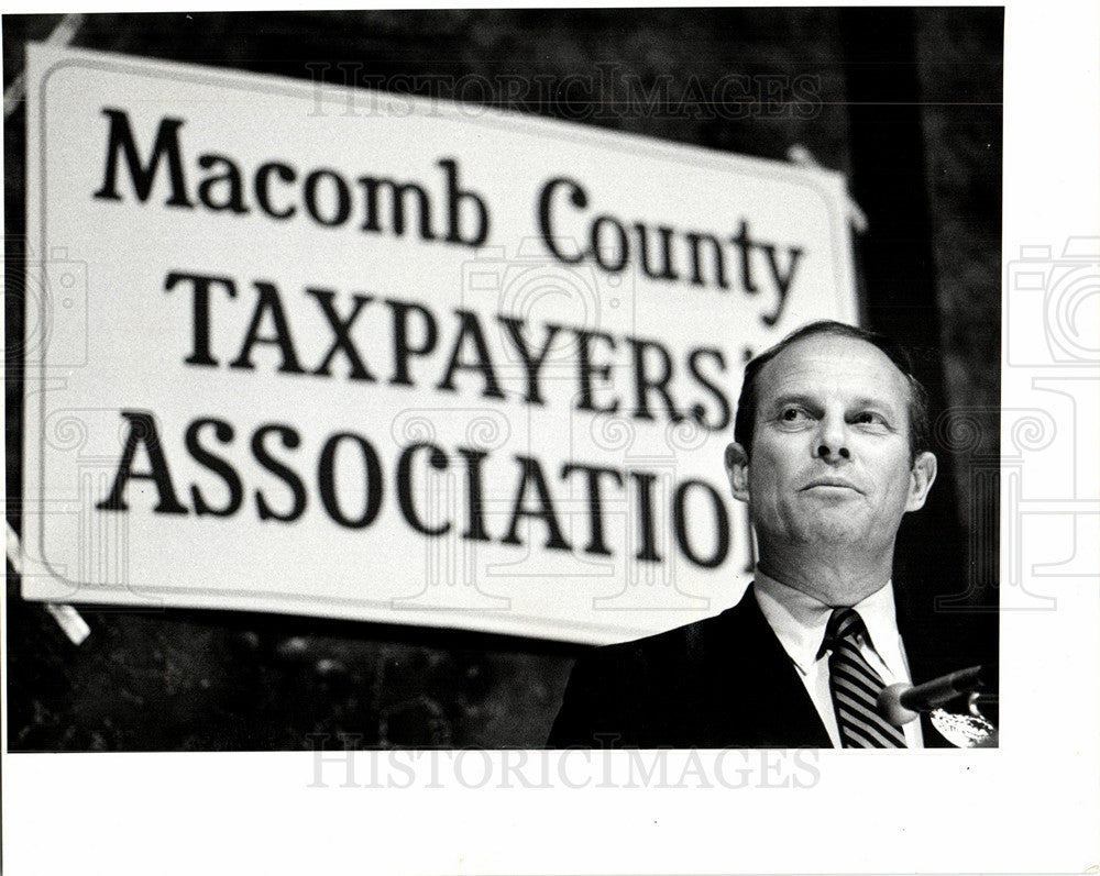 1984 Press Photo Lousma Macomb Taxpayers Association - Historic Images