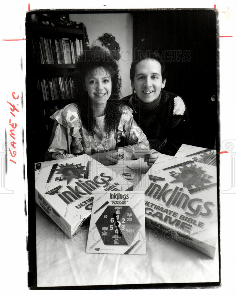 1992 Press Photo Cindy and Eric Lounsbery**Bible Trivia - Historic Images