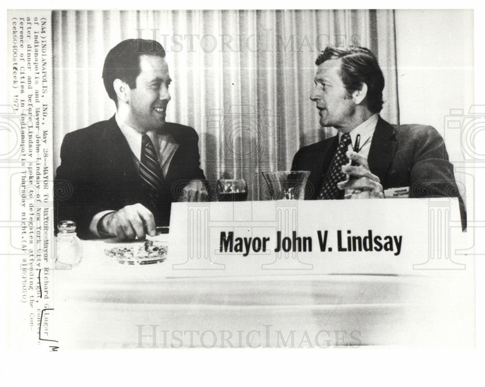 1980 Press Photo Richard G.Lugar speaks John Lindsay - Historic Images