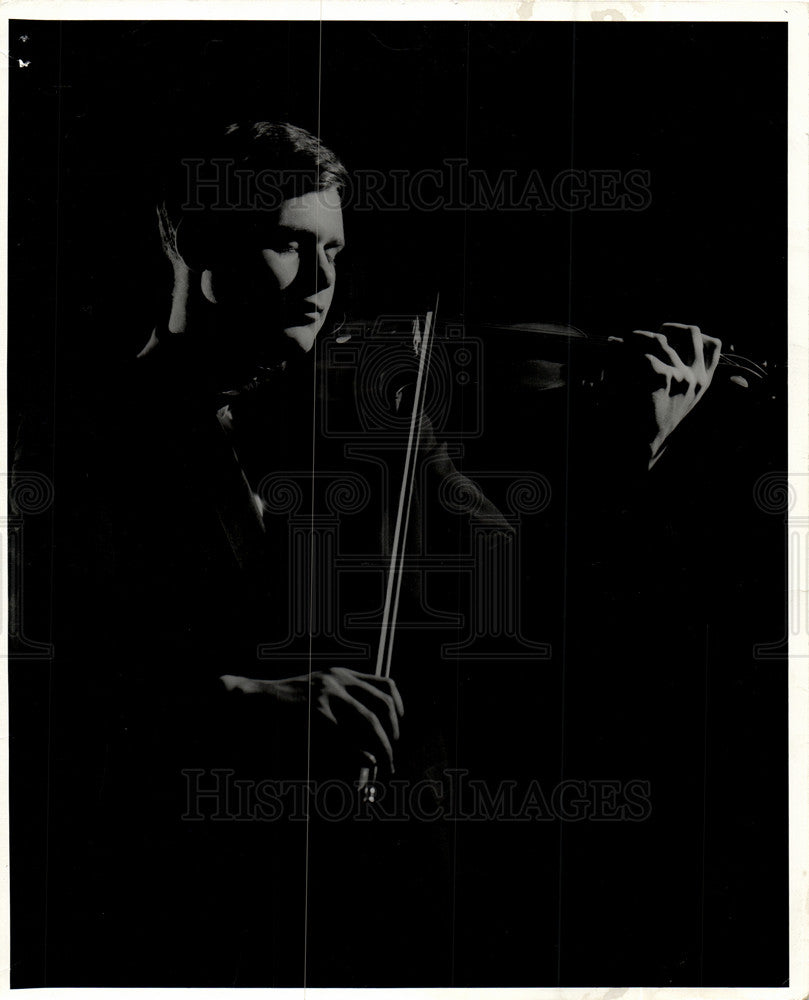 1966 Press Photo Violinist Violin Richard Luby Detroit - Historic Images