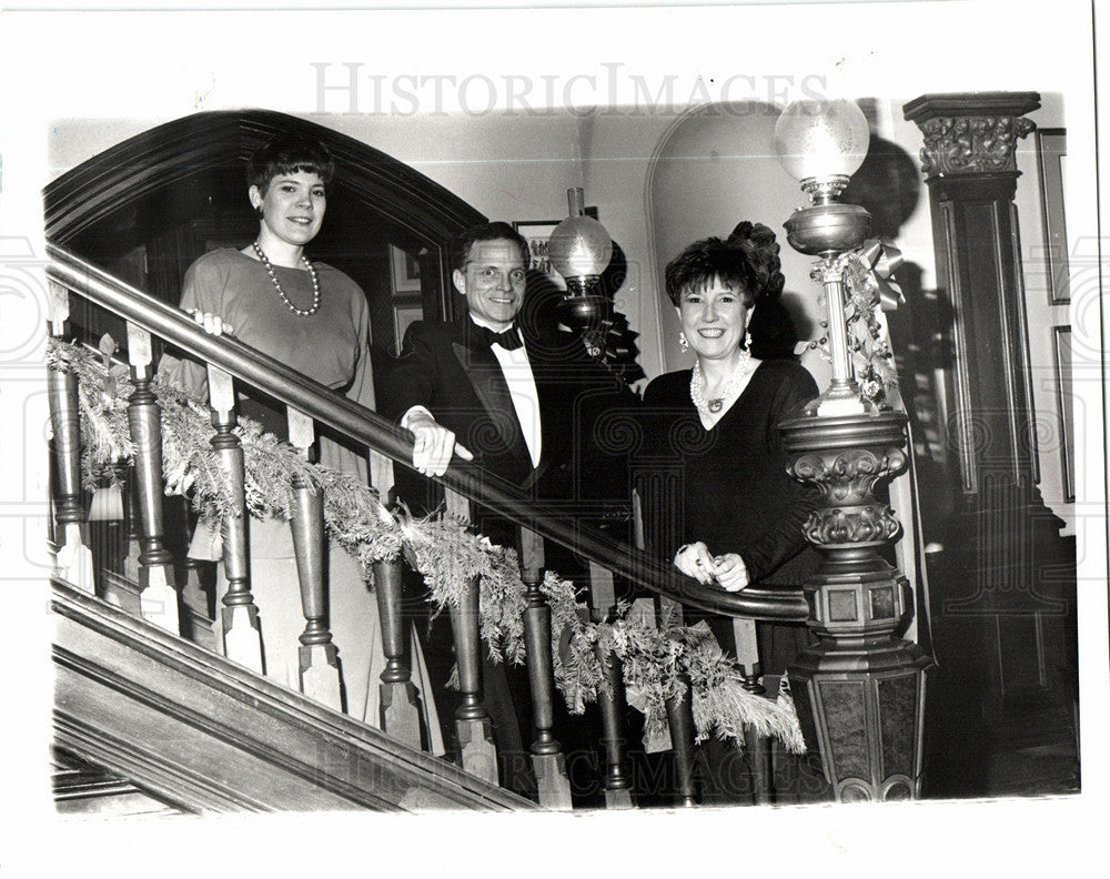 1991 Press Photo Maud Lyon Michael Farrell Patricia - Historic Images