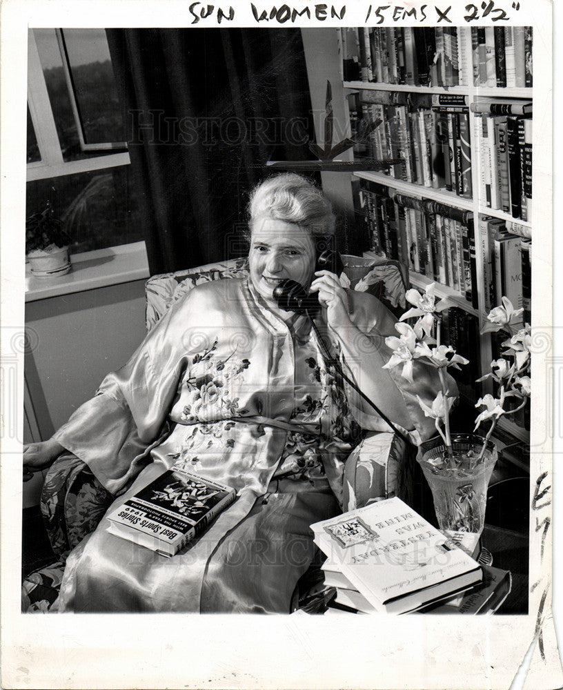 1951 Press Photo Mary Margaret McBride First Lady Radio - Historic Images