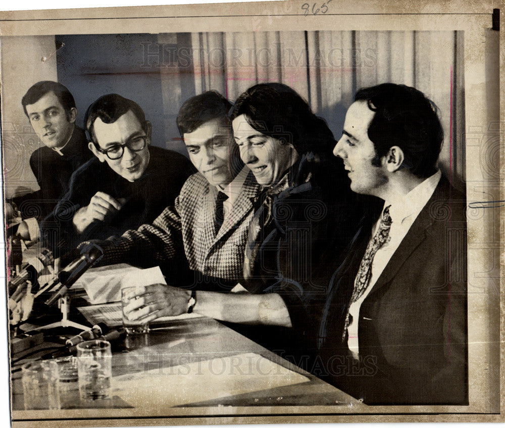 1971 Press Photo Sister Elizabeth McAlister Kissinger - Historic Images