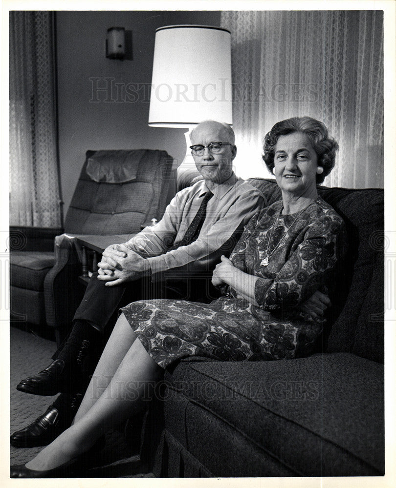 1965 Press Photo James McDivitt astronaut parents - Historic Images