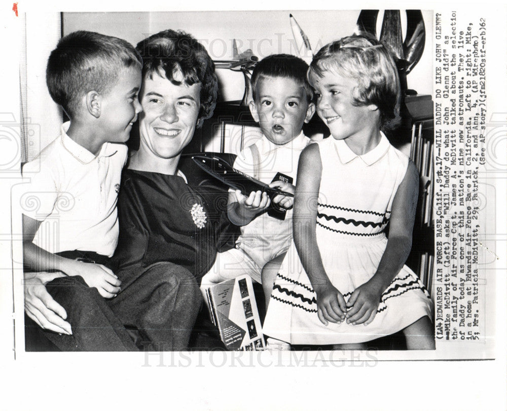 1962 Press Photo James A McDivitt Astronaut - Historic Images