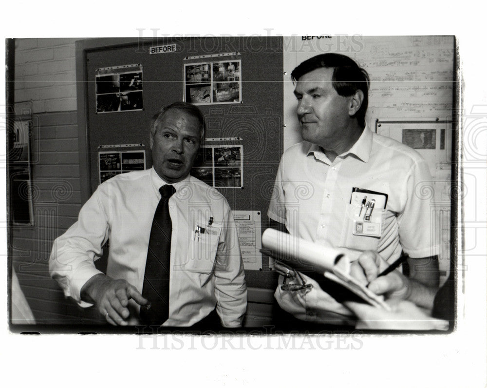 1992 Press Photo Gray McCullough - Historic Images