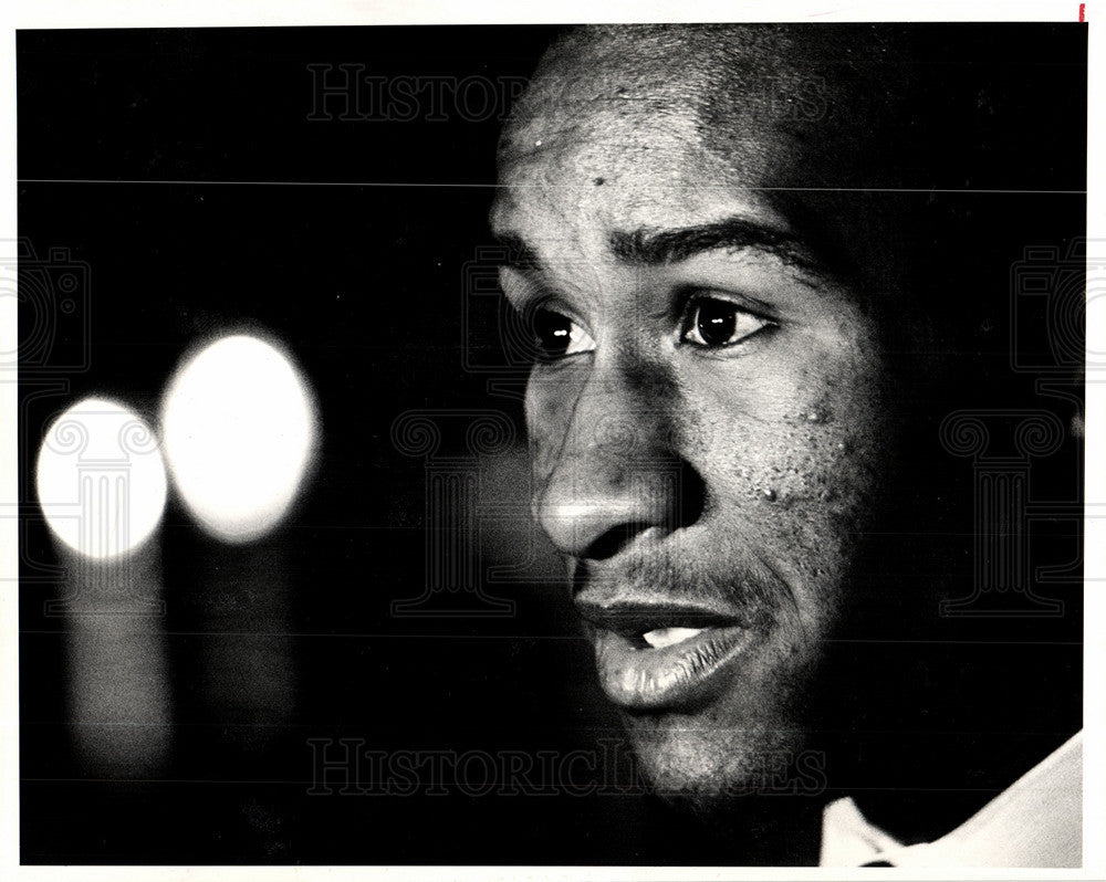 1983 Press Photo Milton McCrory boxer Detroit Michigan - Historic Images