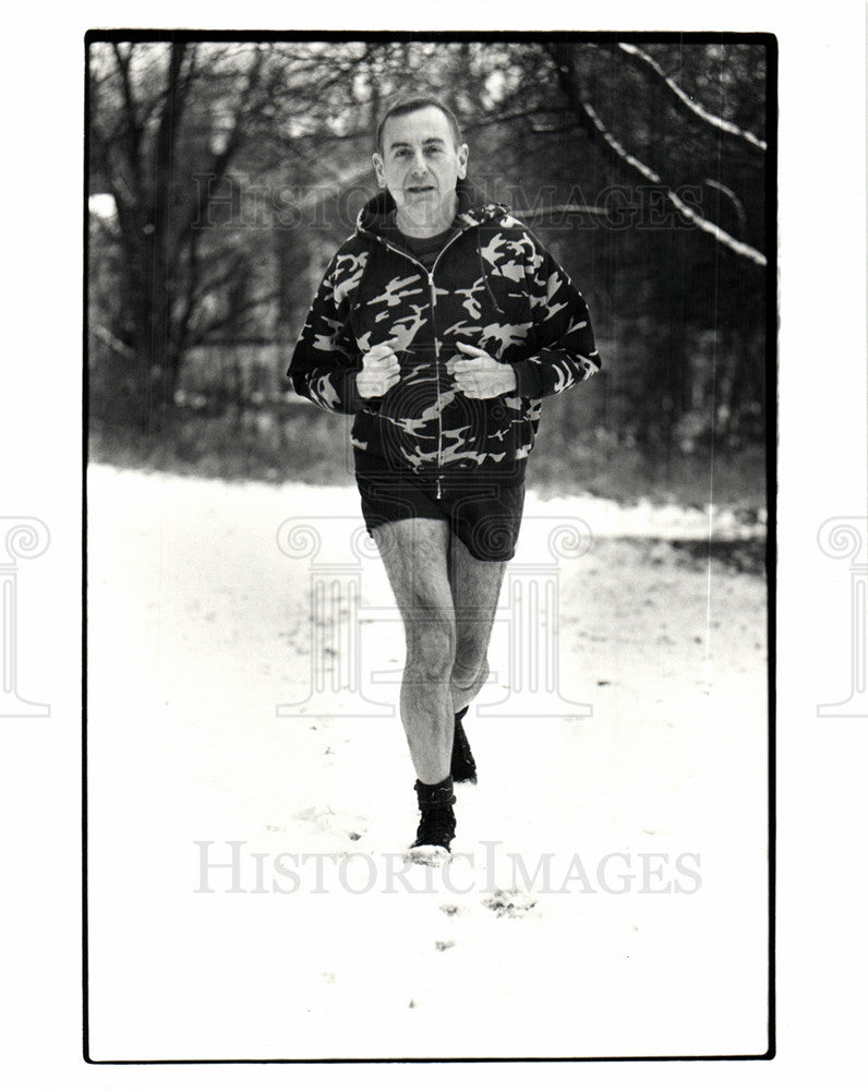 1981 Press Photo McCall Politician Simcoe Ontario - Historic Images