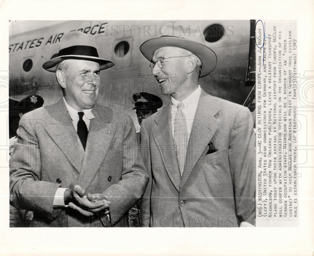 1949 Press Photo John McCloy Ralph Nicholson Germany - Historic Images