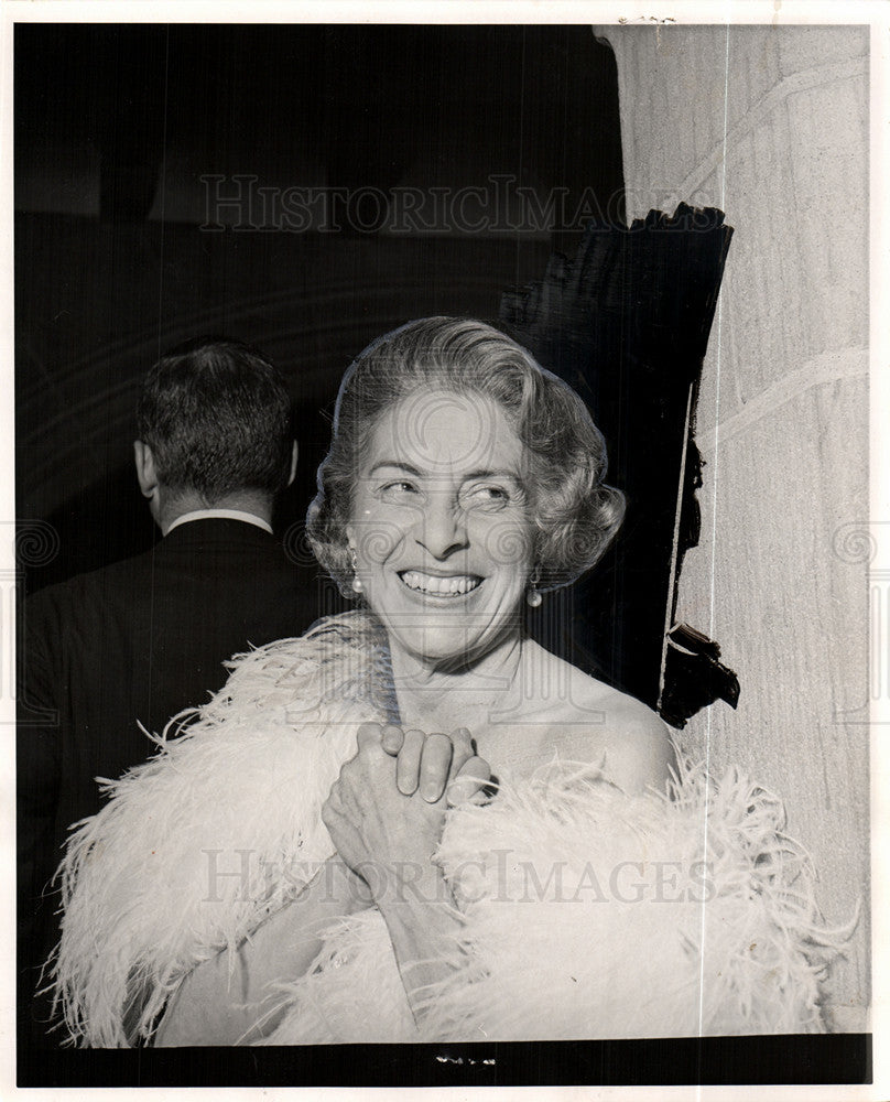 1964 Press Photo alvan macauley fashion detroit - Historic Images