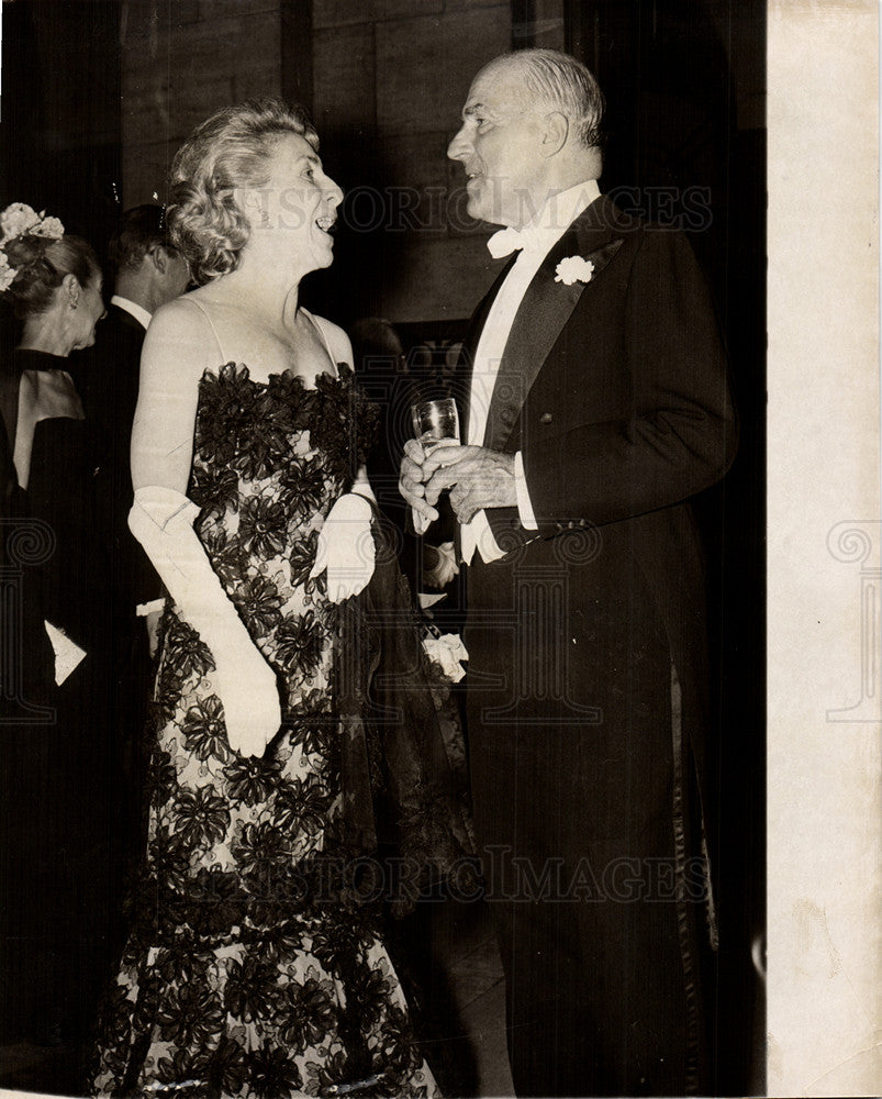 1966 Press Photo Mr. &amp; Mrs. Allan Mcaully Jr. - Historic Images