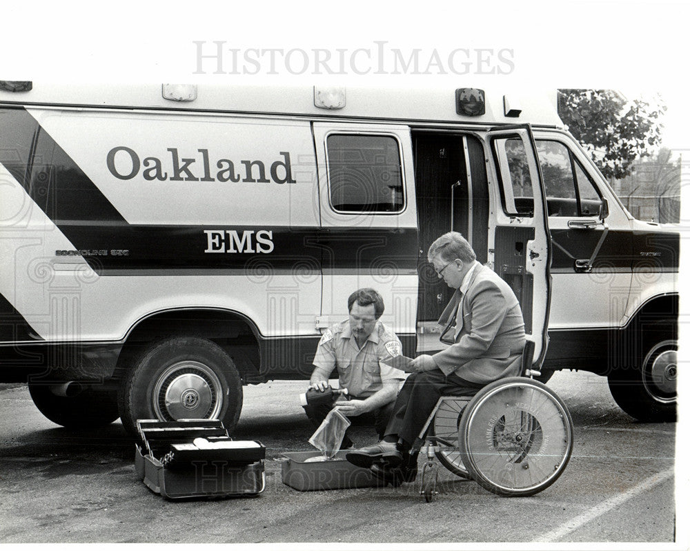 1986 Press Photo patrick ogg Roger McCarville emergency - Historic Images