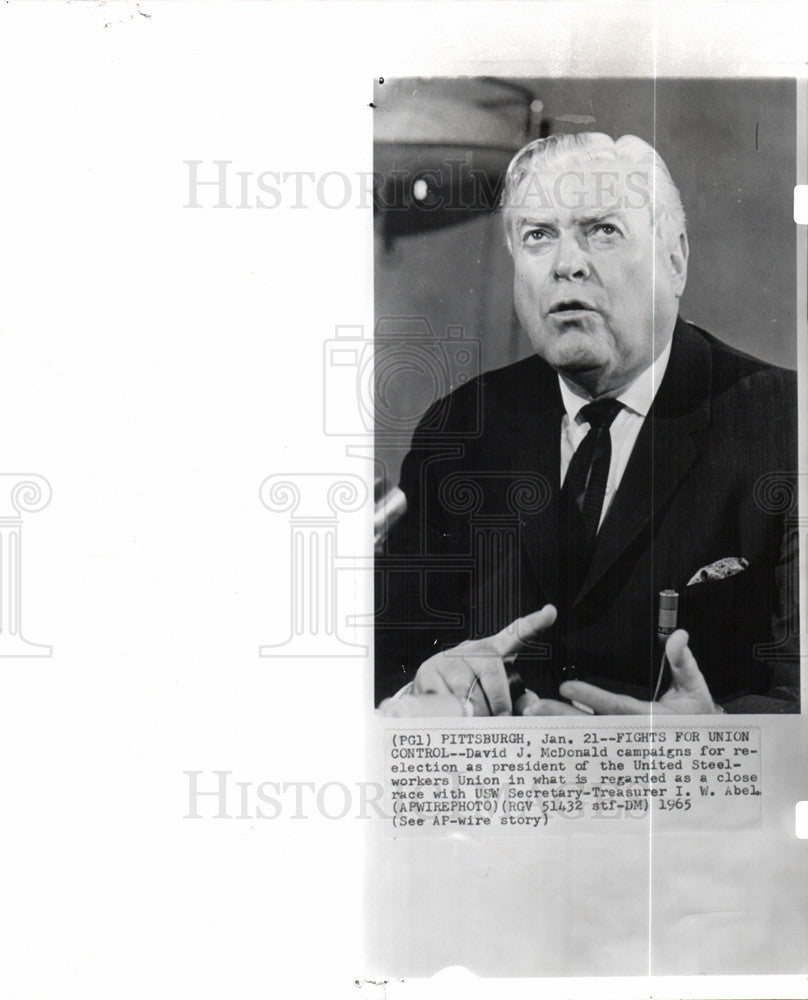 1965 Press Photo McDonald campaigns USW Union Abel - Historic Images