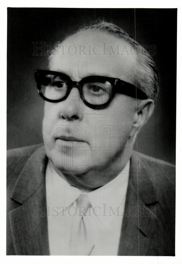 1968 Press Photo Elton F Macdonald - Historic Images