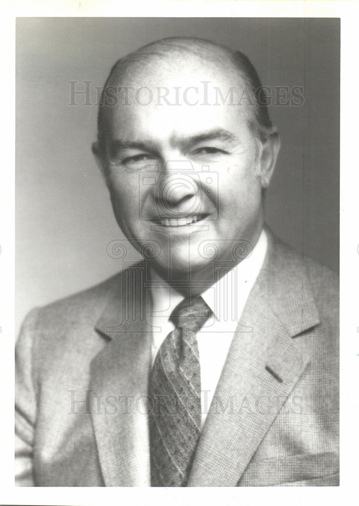1988 Press Photo F. James McDonald General Motors Corp. - Historic Images