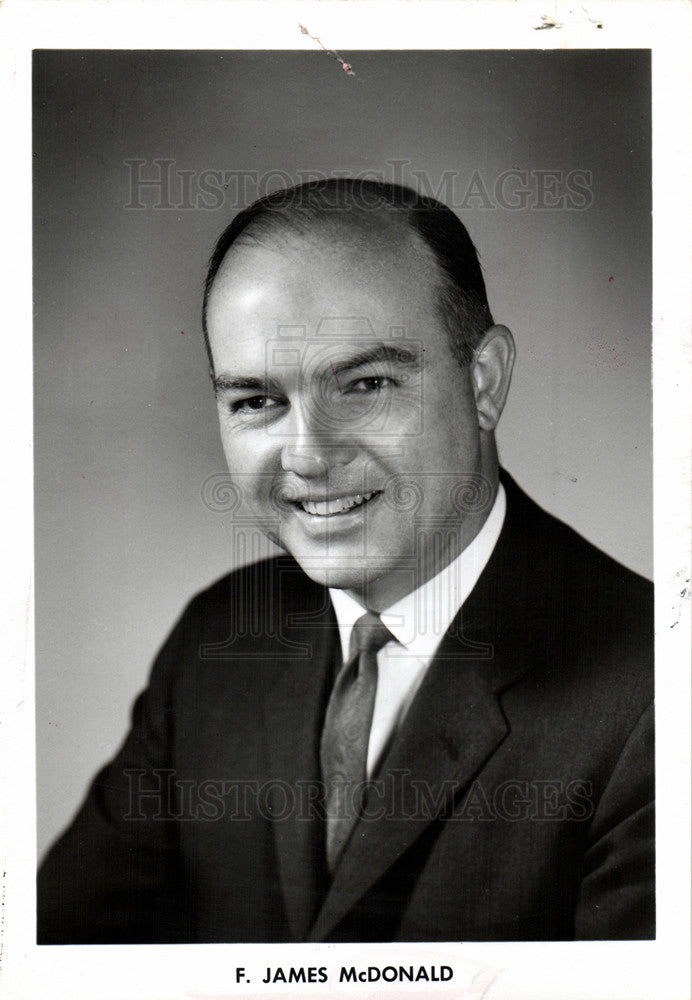 1971 Press Photo F. James McDonald, General Motors - Historic Images