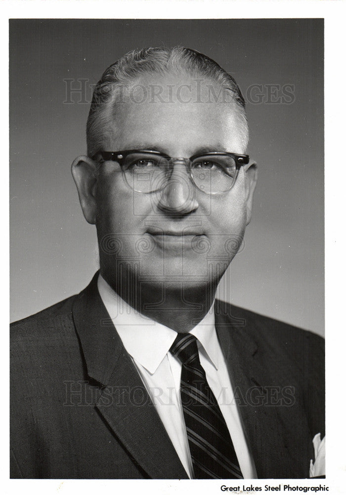 1982 Press Photo W.D. MacDonnell - Historic Images