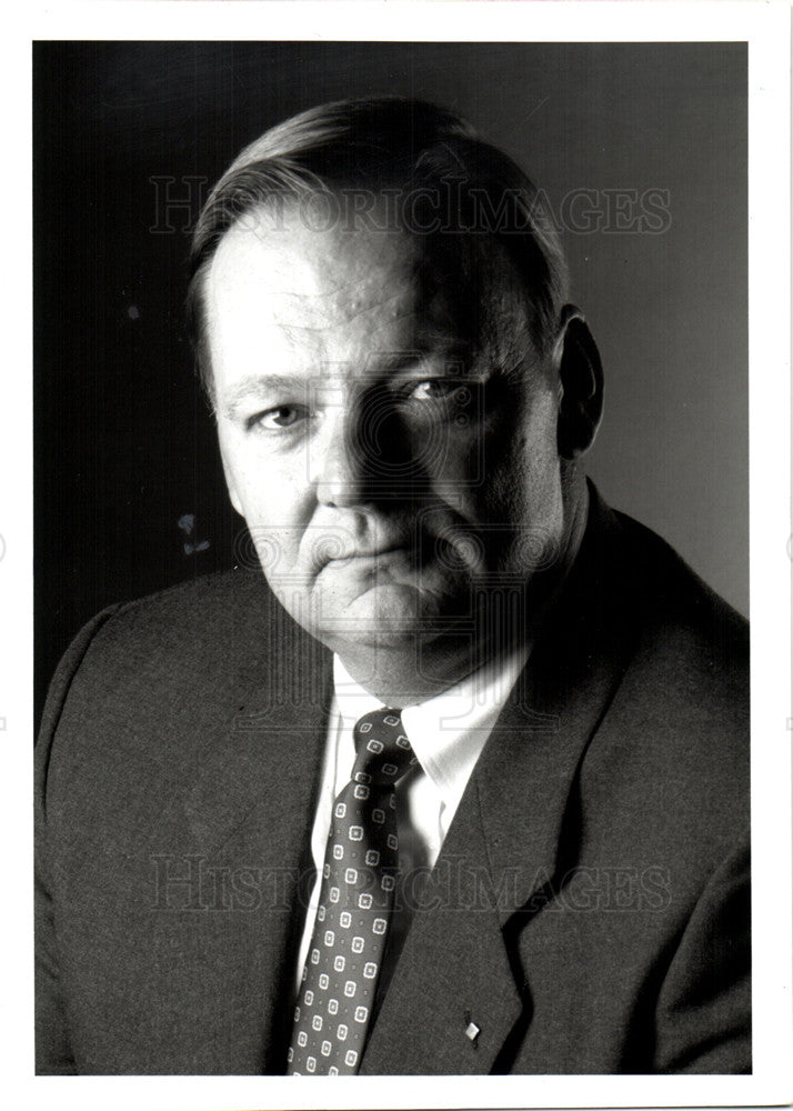 1992 Press Photo Thomas McDowell NBD bancorp - Historic Images