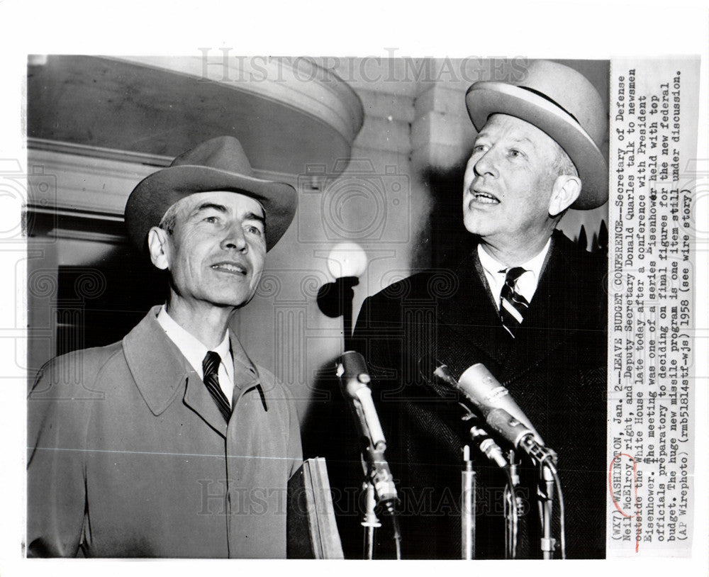 1958 Press Photo Neil H.McElroy US Secretary defense - Historic Images