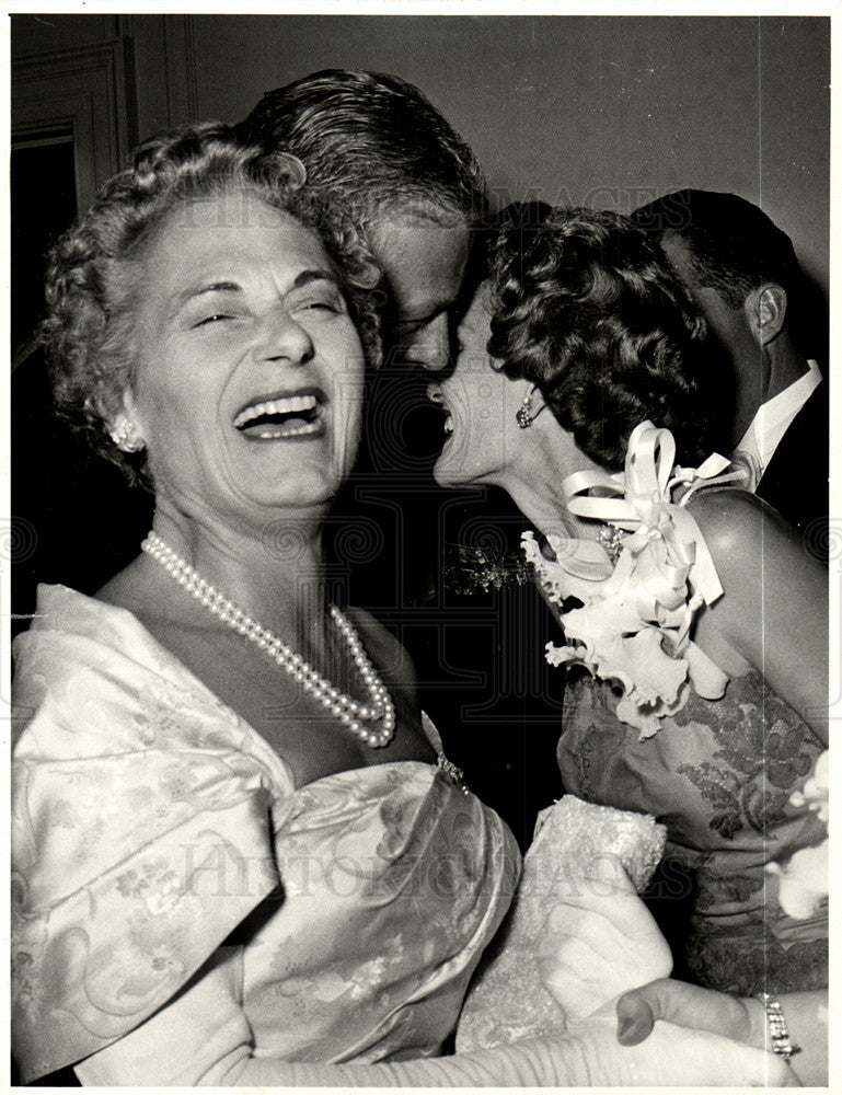 1959 Press Photo Neil McElroy, Mrs. McElroy, Mrs. Nixon - Historic Images