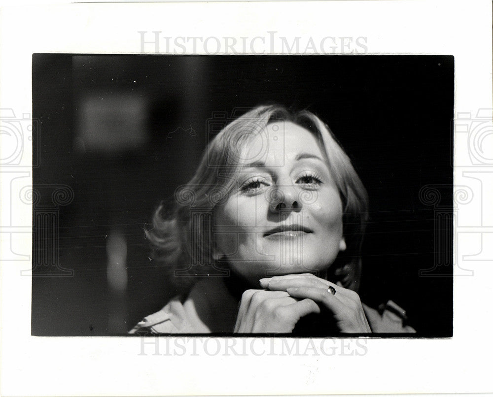 1976 Press Photo Elsie singer Great Lakes - Historic Images