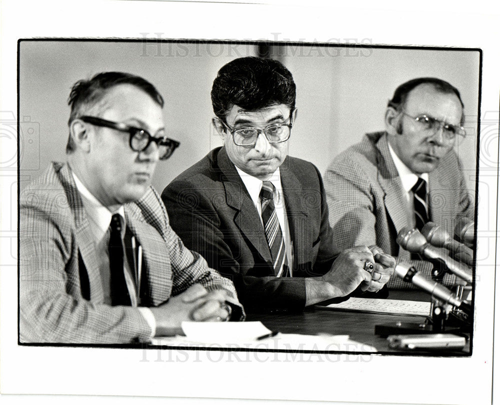 1985 Press Photo Tom Ippolito Commission Nuclear Ohio - Historic Images