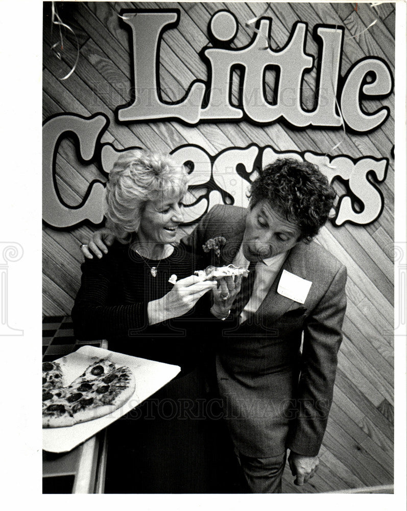 1986 Press Photo Marian and Mike llitch, In Restaurent - Historic Images