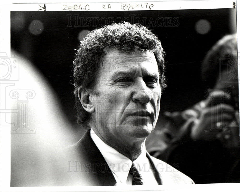 1993 Press Photo Mike Ilitch - Historic Images