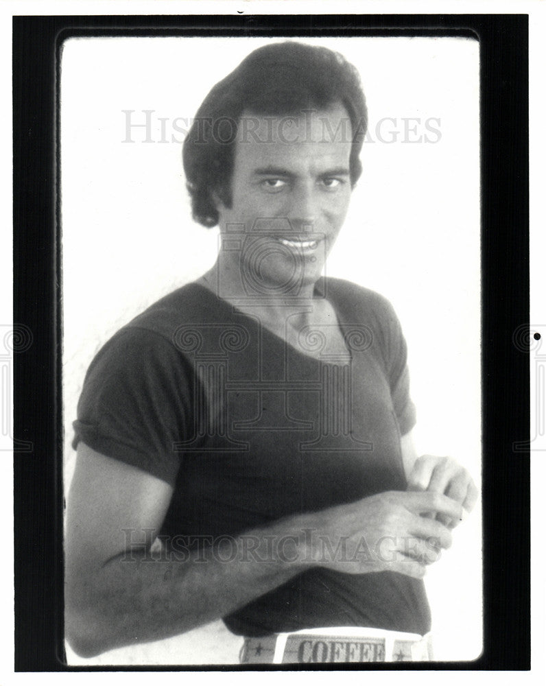 1982 Press Photo Julio Iglesias Spanish singer - Historic Images