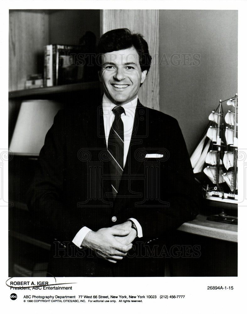 1990 Press Photo Robert A. Iger. President, ABC Network - Historic Images