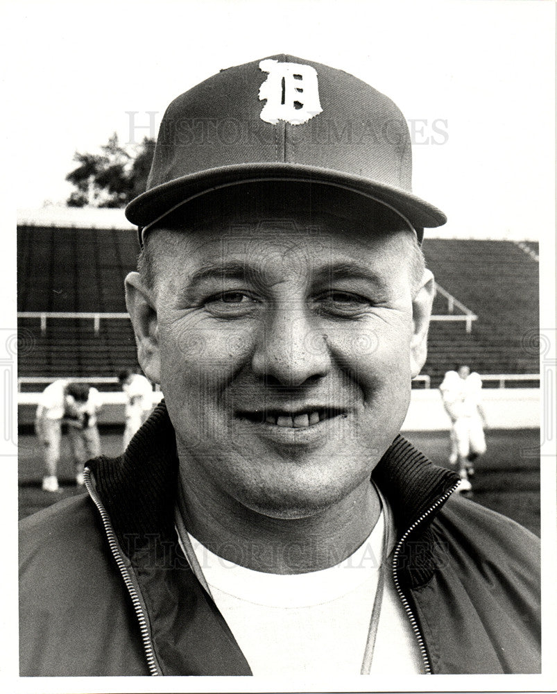 1964 Press Photo John Idzik Detroit football coach NFL - Historic Images