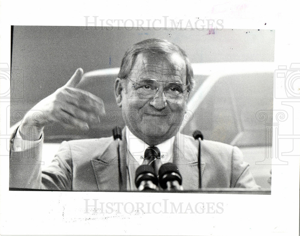 1986 Press Photo Chrysler Chairman Lee Iacocca - Historic Images