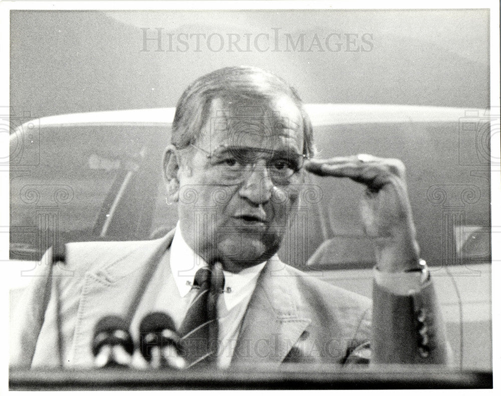 1985 Press Photo  Ford Chair Lee Iacocca - Historic Images