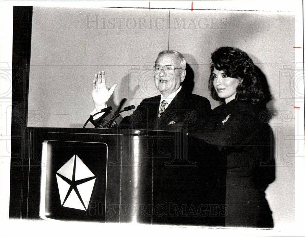 1991 Press Photo Lee Lacocca American Businessman - Historic Images