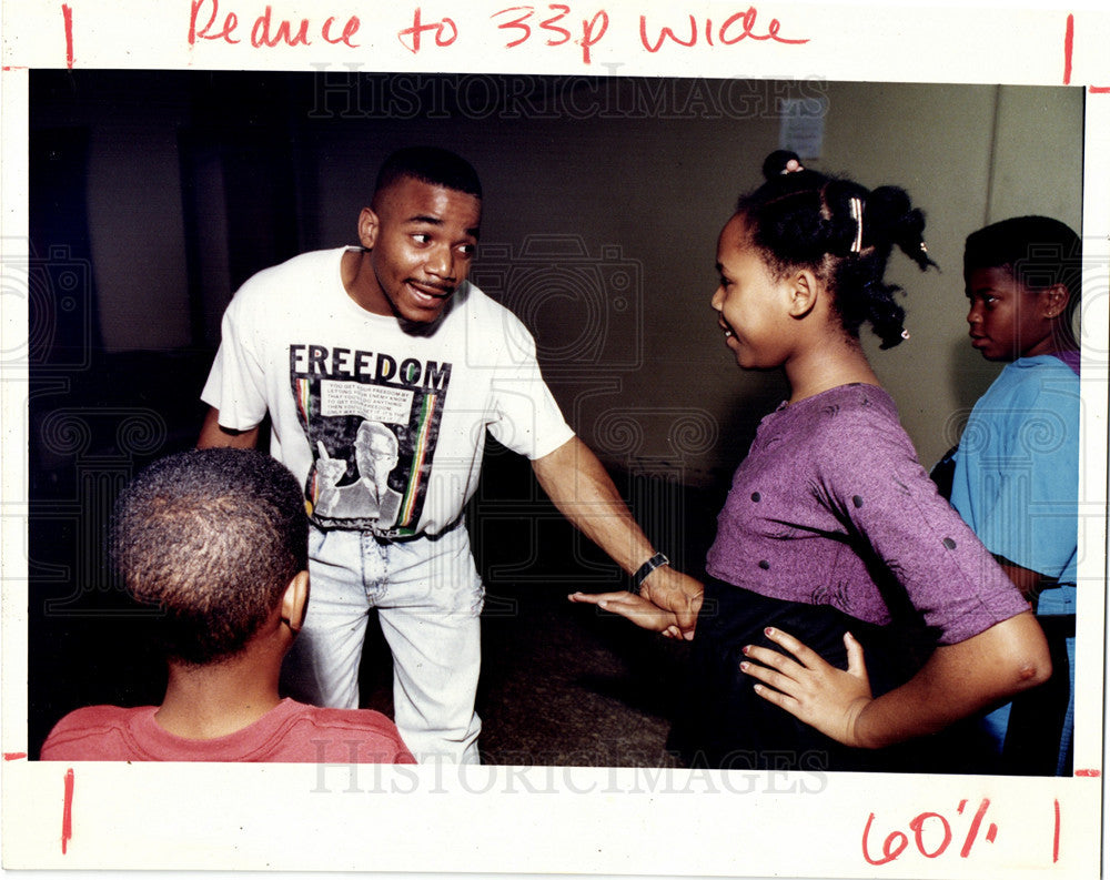 1992 Press Photo Jelani Jabari Black Activism Detroit - Historic Images