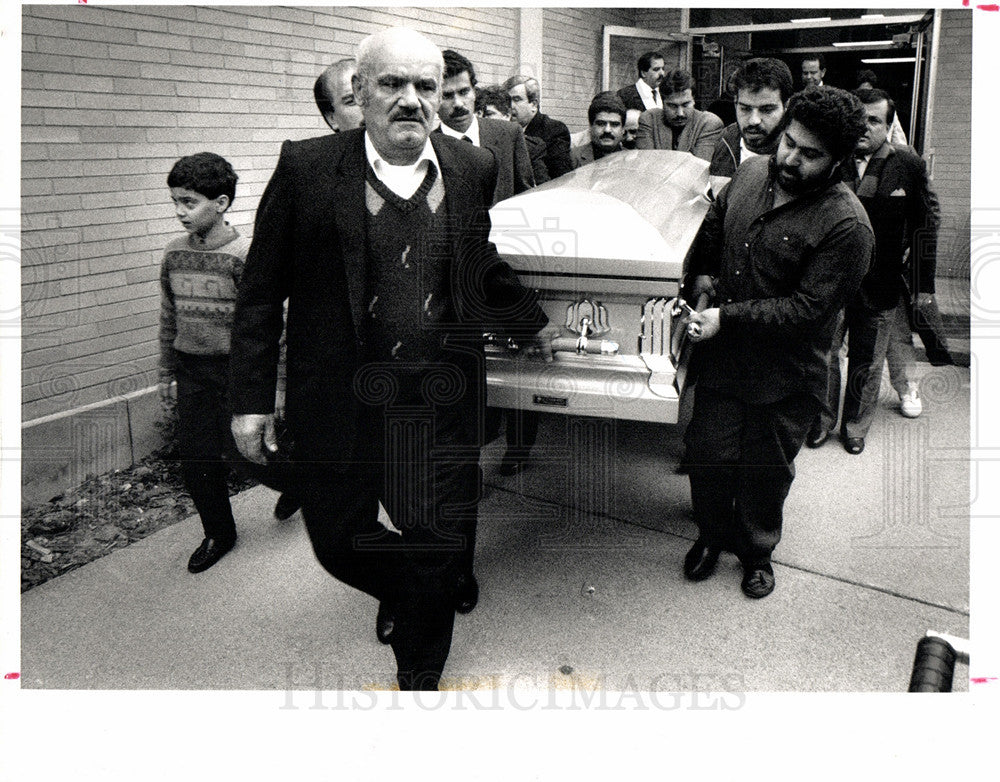 1989 Press Photo Khalid Jaafar casket Victim jet crash - Historic Images