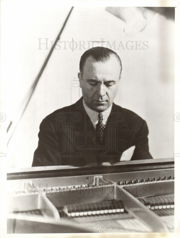 1957 Press Photo Jose Iturbi pianist Music Conductor - Historic Images