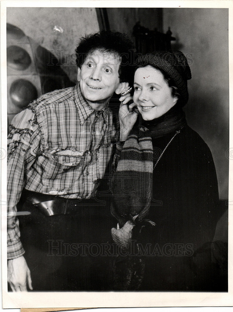 1944 Press Photo SAM JAFFE AURIENNE - Historic Images