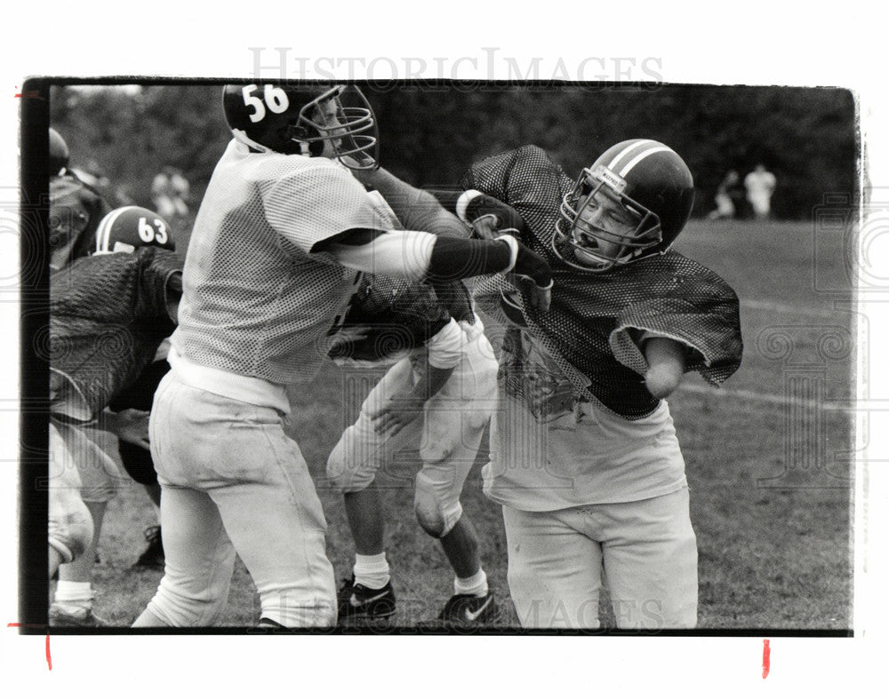 1991 Press Photo Jaques pushes hard during practice - Historic Images