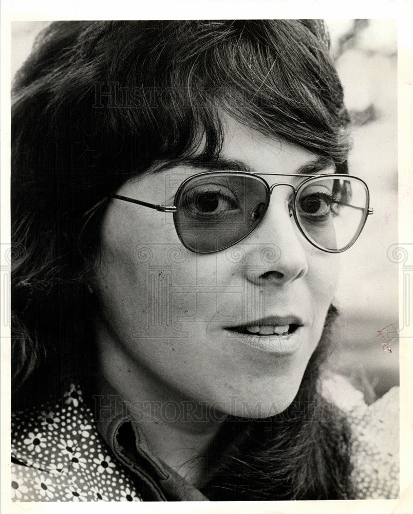 1973 Press Photo Lori Jacobs glasses - Historic Images