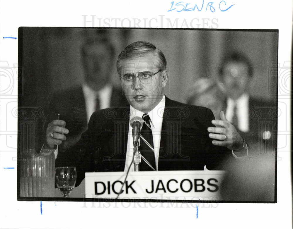 1988 Press Photo dick jacobs debate senate detroit - Historic Images