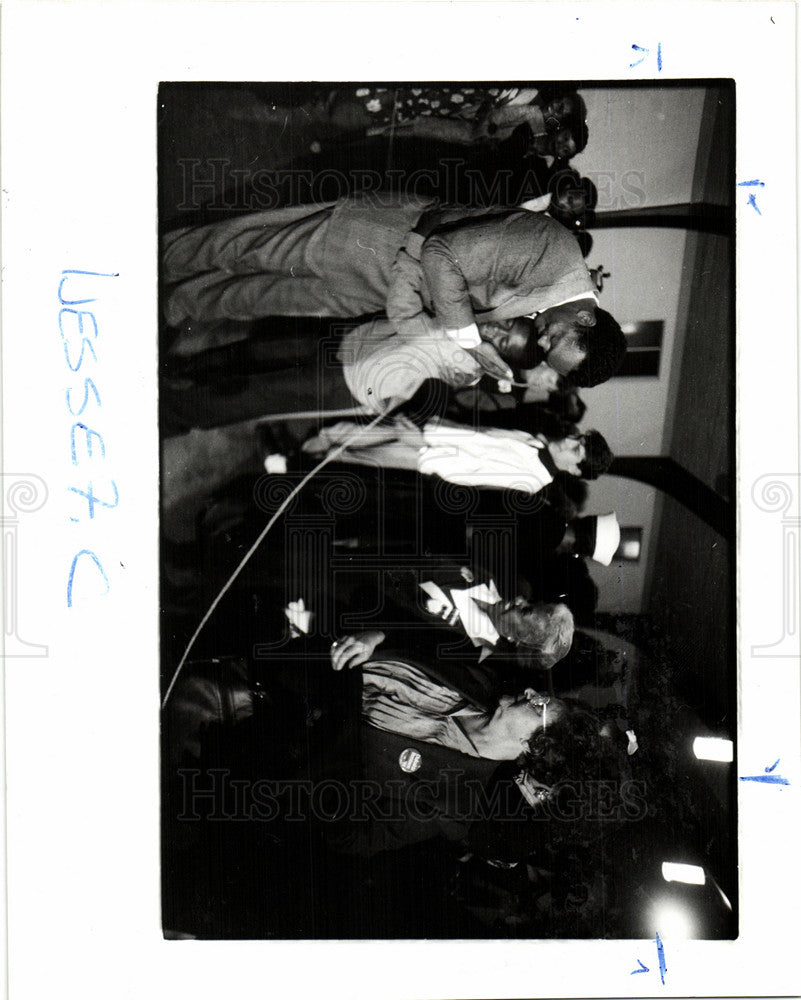 1988 Press Photo Jesse Jackson, batist church, Flint - Historic Images